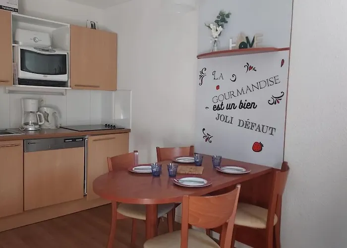 4 Personnes Piscine Salle De Sport Wifi *